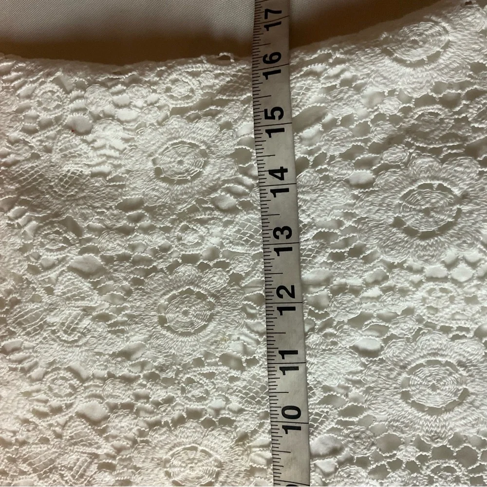 Abercrombie & Fitch White Crochet Lace Top